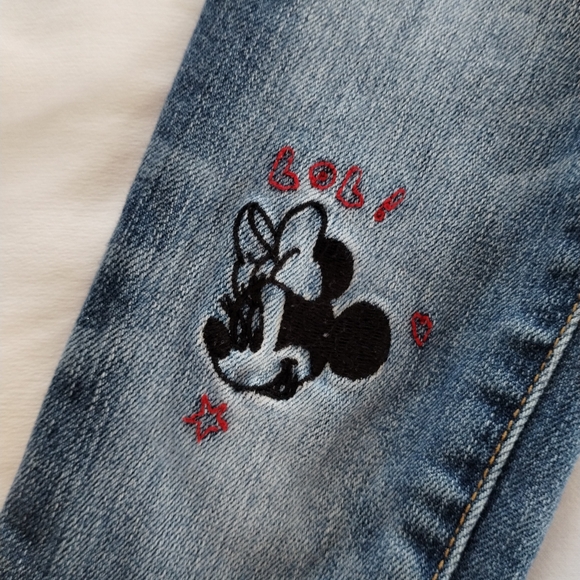 Gap Disney x Minnie Mouse Toddler Jeans - Picture 3 of 5